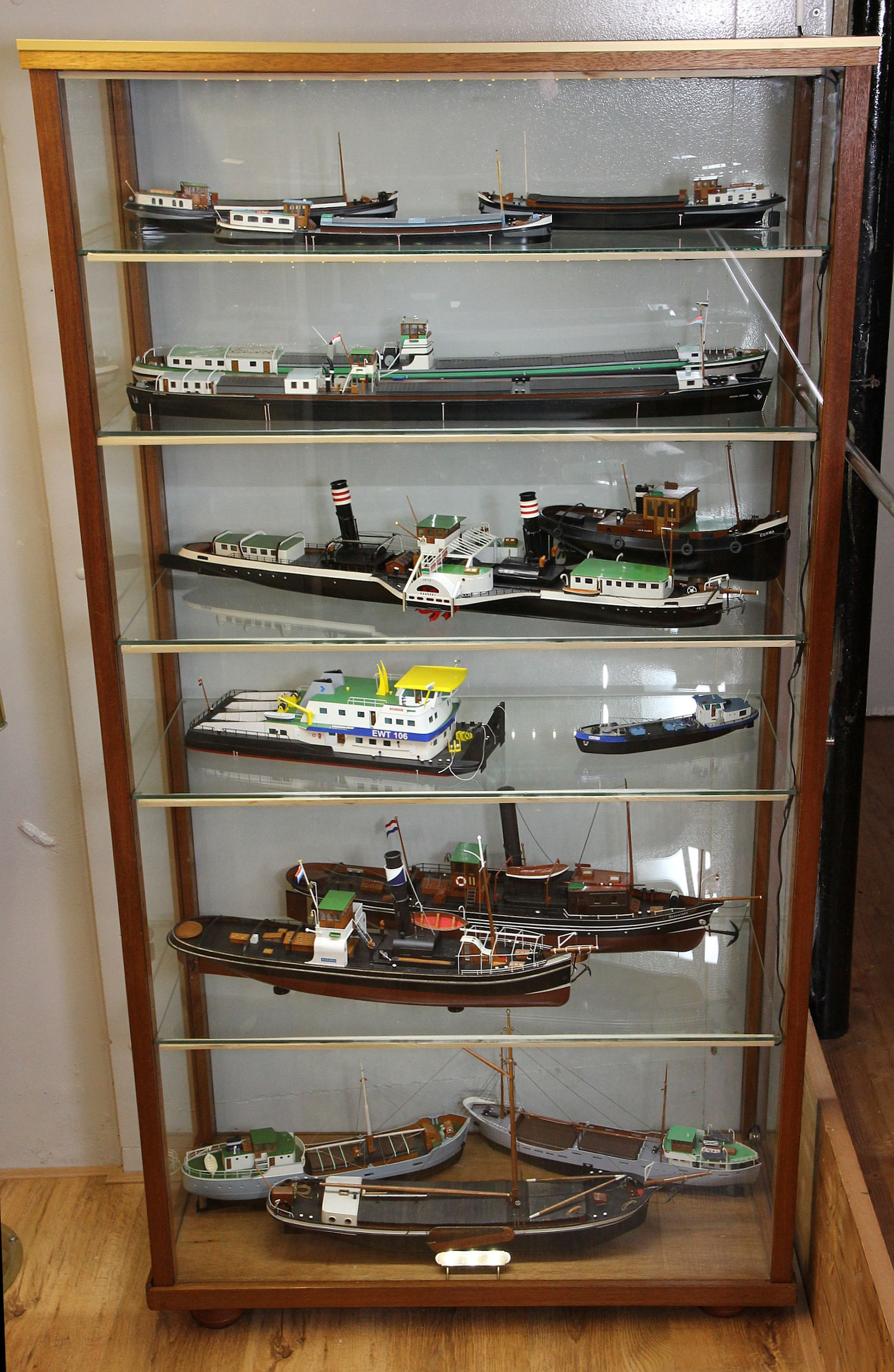 Vitrine scheepsmodellen